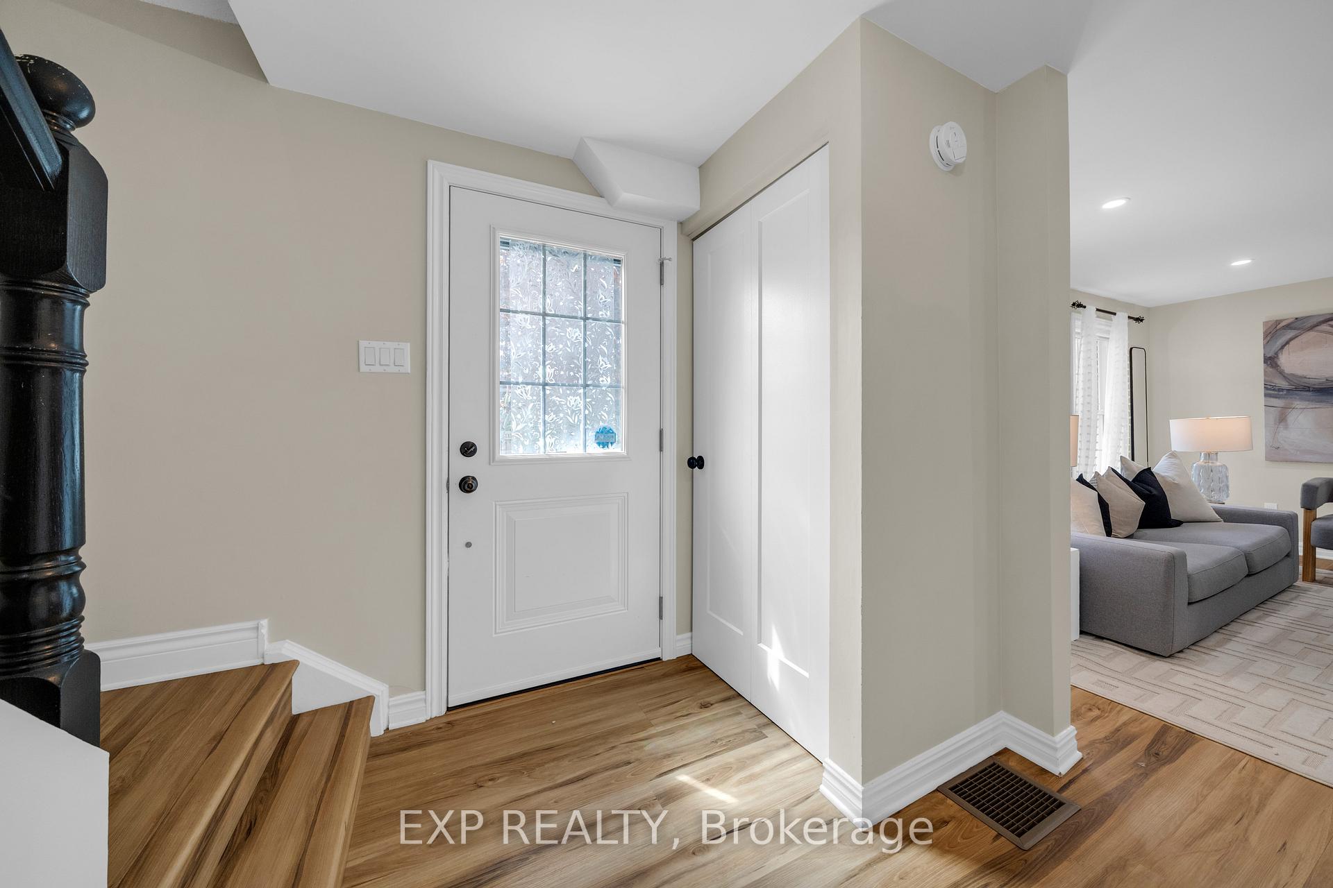 26 Peachtree Crescent, Cambridge — photo 2 of 5