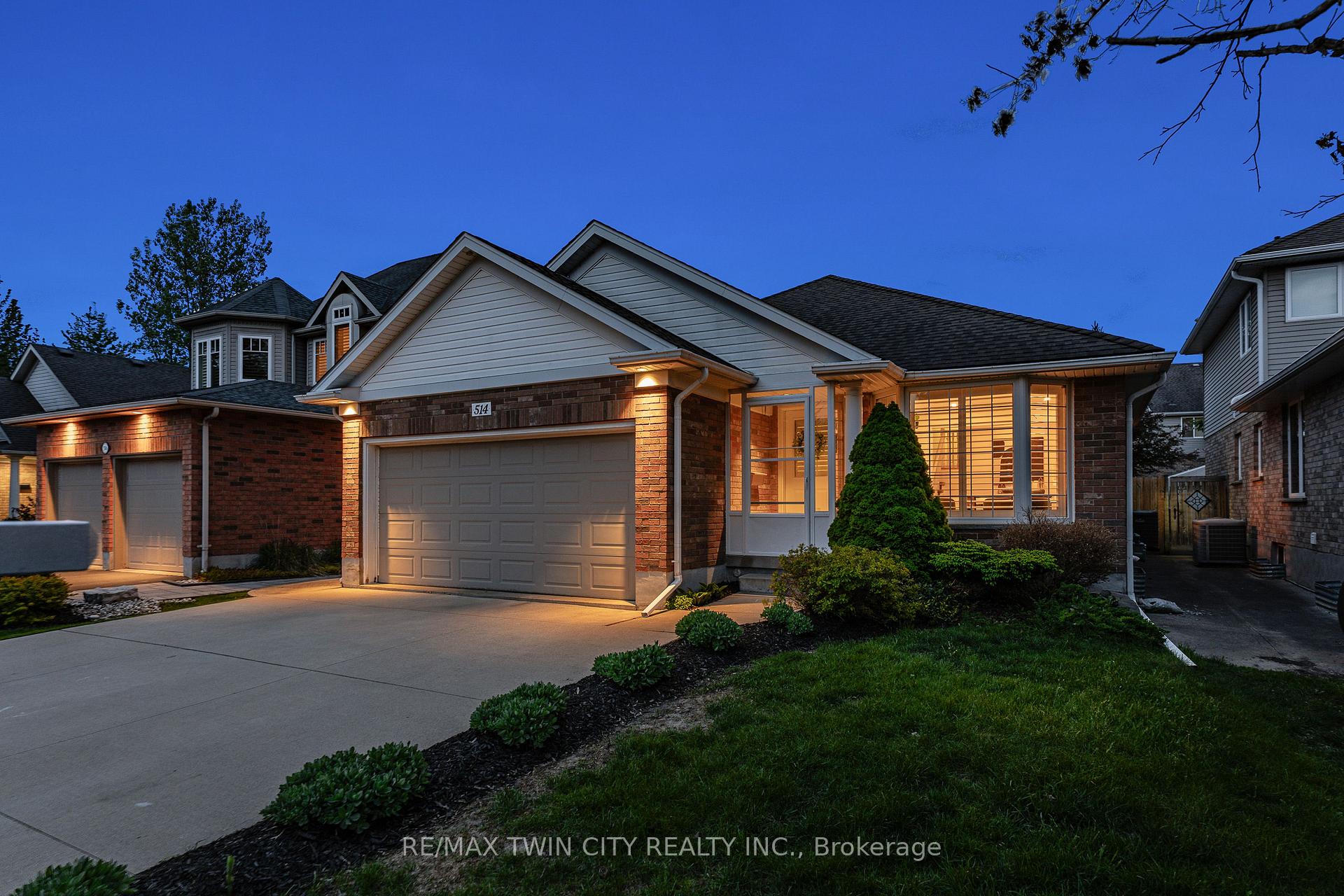 514 Brentcliffe Drive, Waterloo — photo 4 of 5
