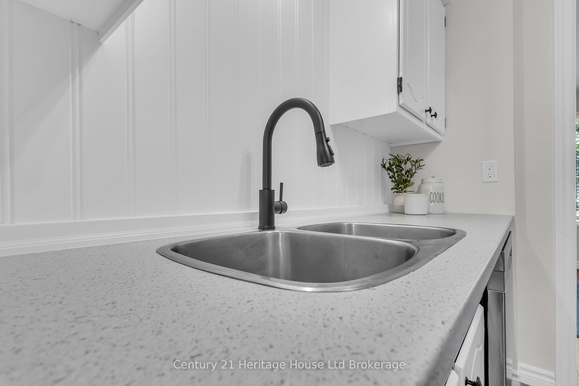 144 Concession Street E 1, Tillsonburg — photo 5 of 5