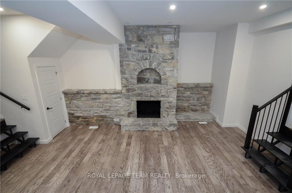 177 Cathcart Street A, Lower Town - Sandy Hill — photo 4 of 5