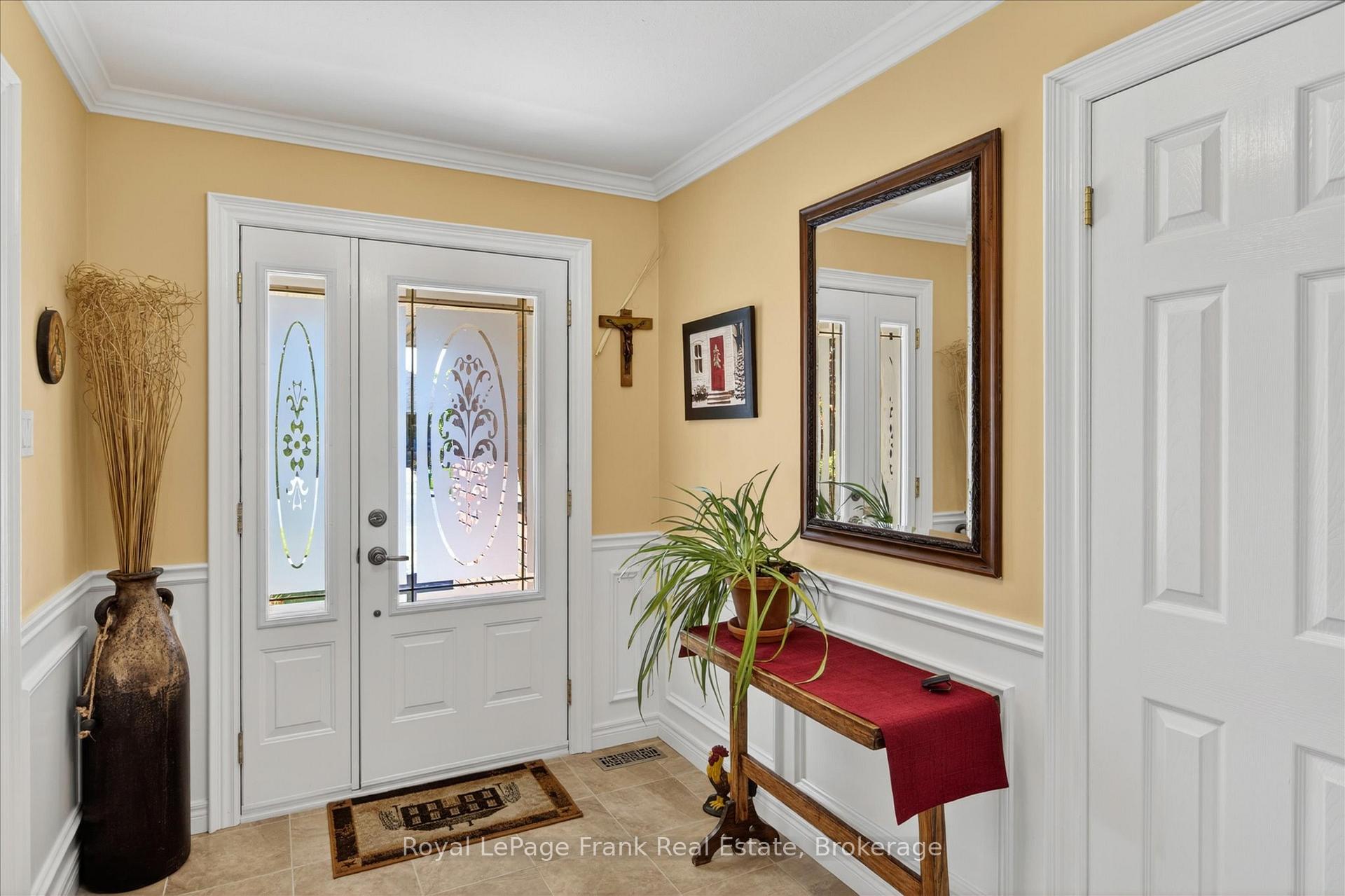 1333 Ireland Drive, Peterborough — photo 5 of 5