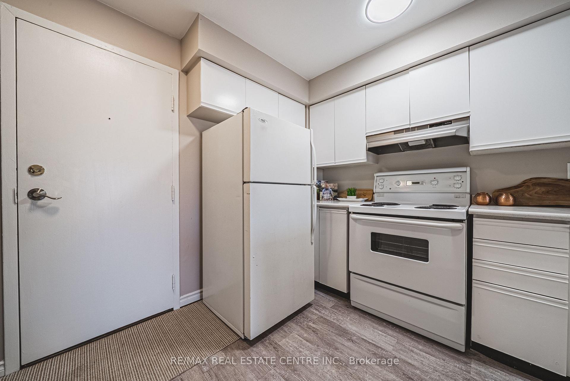 67 Valleyview Road 46, Cambridge — photo 4 of 5