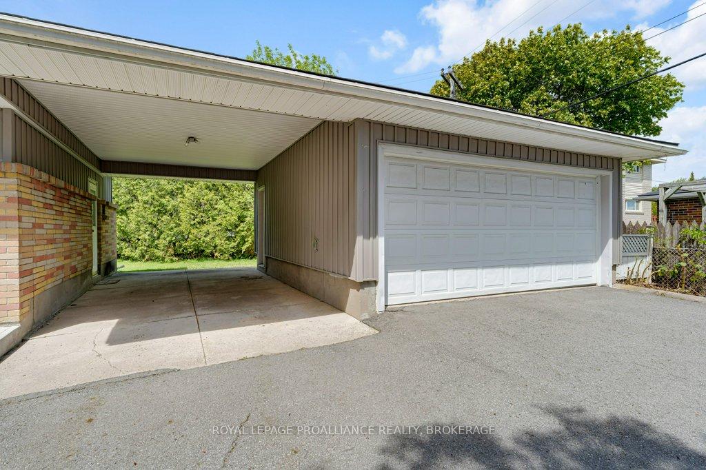 168 Avenue Road, Kingston — photo 3 of 5