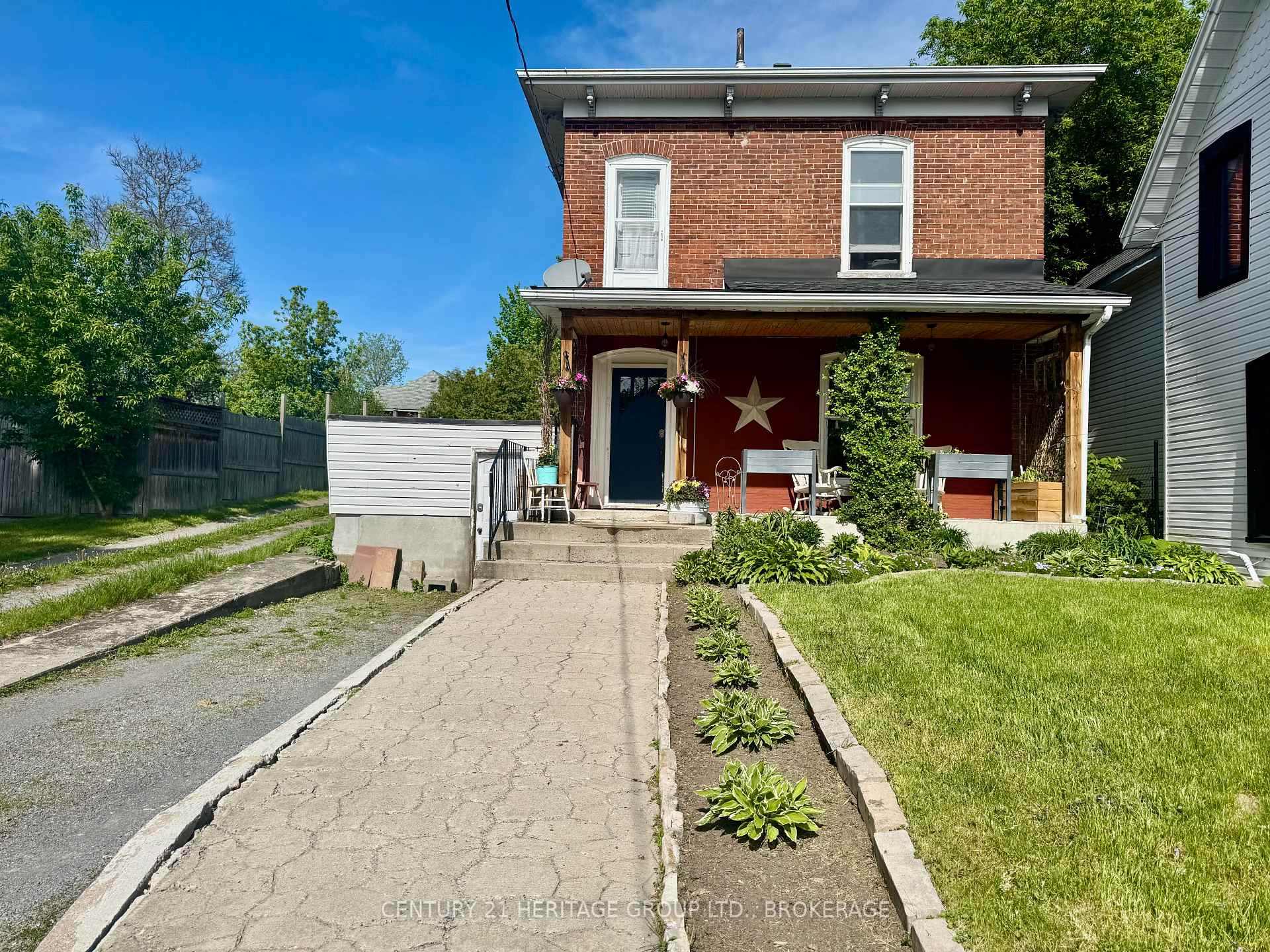 122 Green Street, Deseronto, ON K0K 1X0 — Deseronto, Ontario