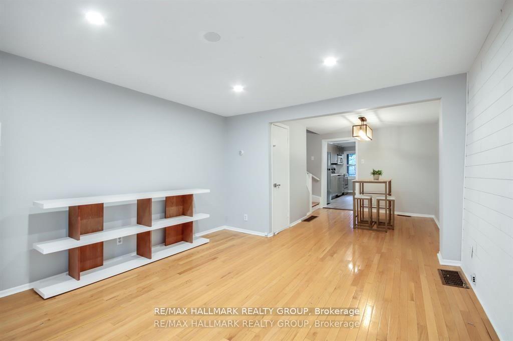 231 St Andrew Street, Lower Town - Sandy Hill — photo 5 of 5