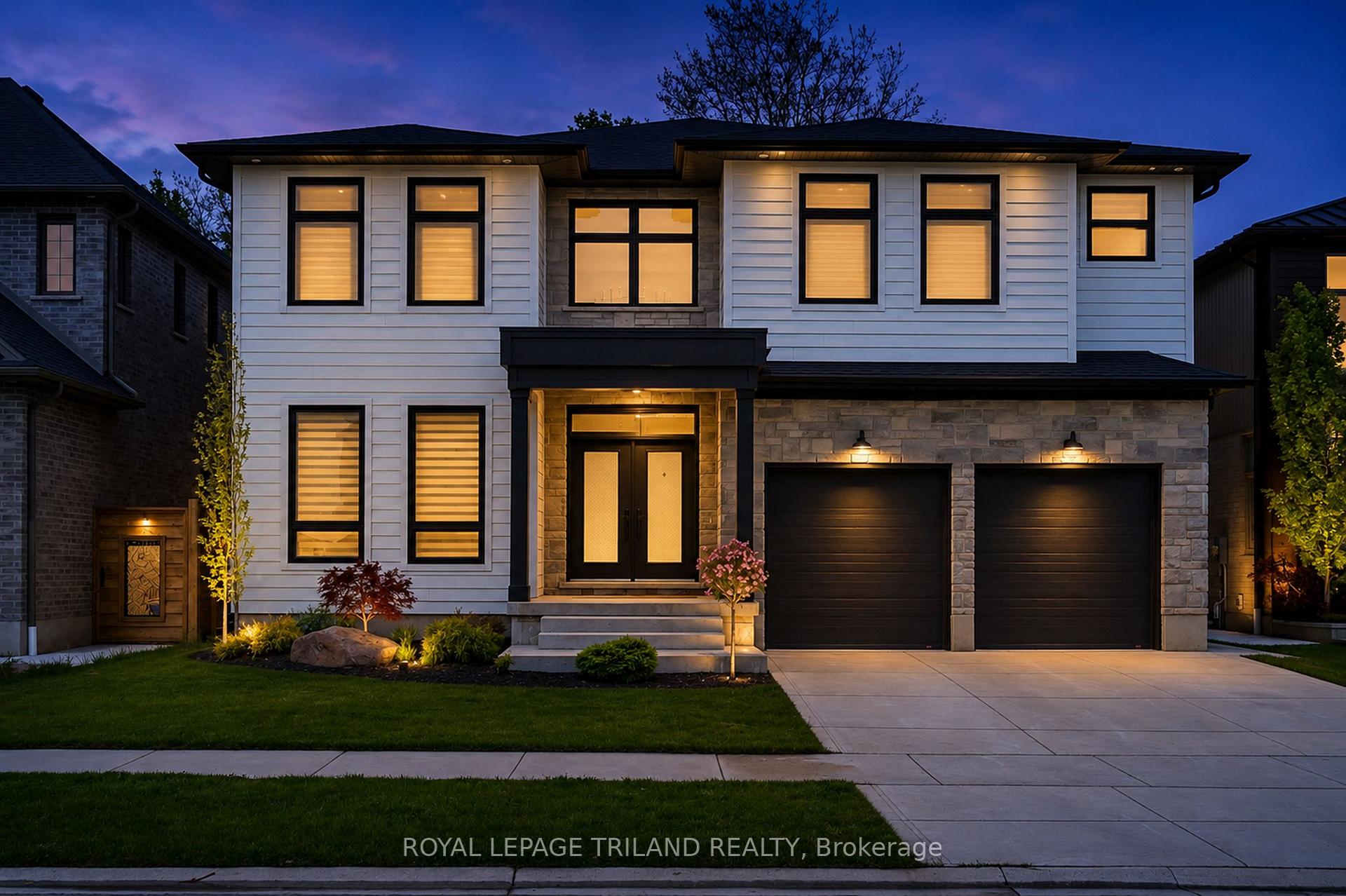 2244 Red Thorne Avenue, London South — photo 2 of 5