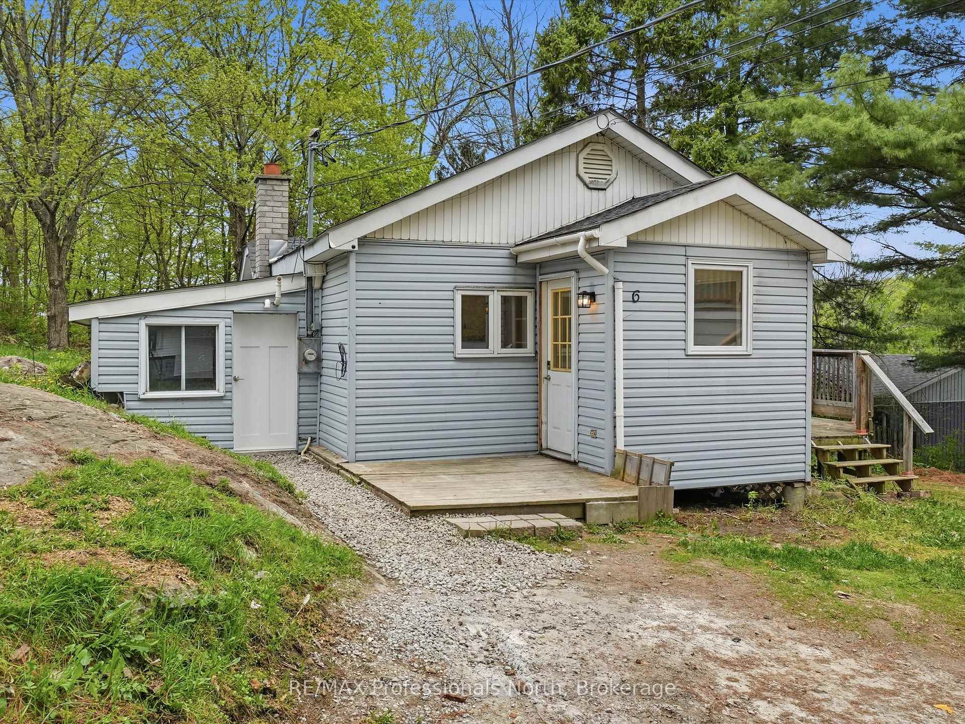 6 Kitchen Road N, Huntsville, ON P1H 1X9 — Huntsville, Ontario