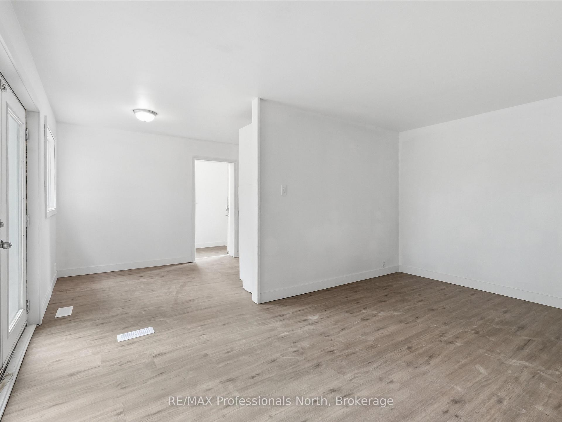 6 Kitchen Road N, Huntsville — photo 5 of 5