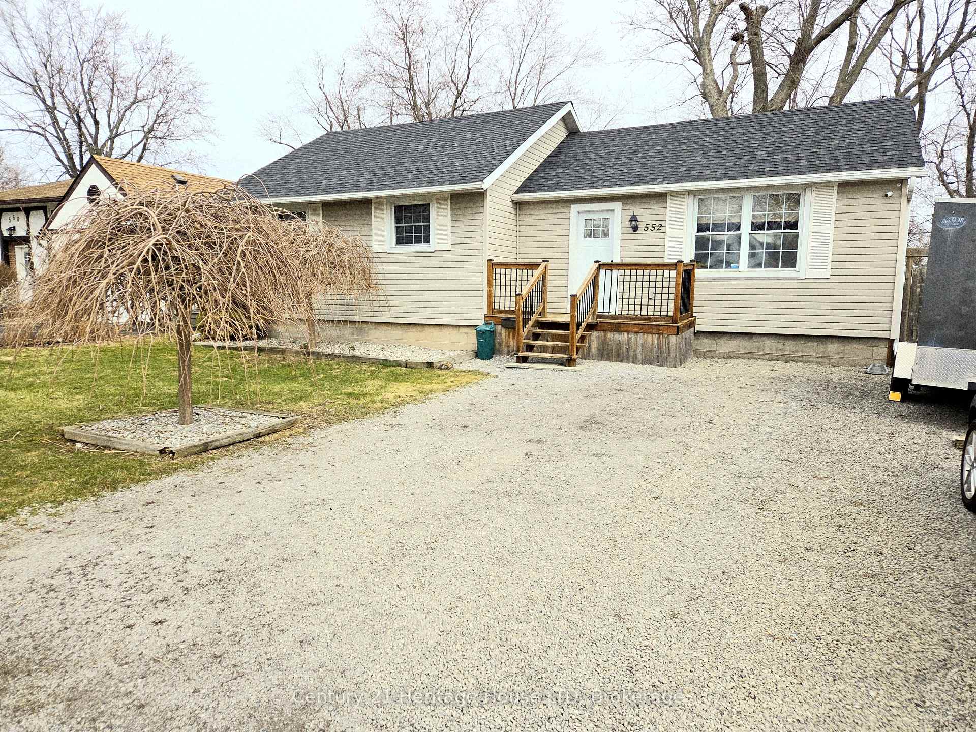 552 Lakeview Road, Fort Erie, ON L2A 4W6 — Fort Erie, Ontario