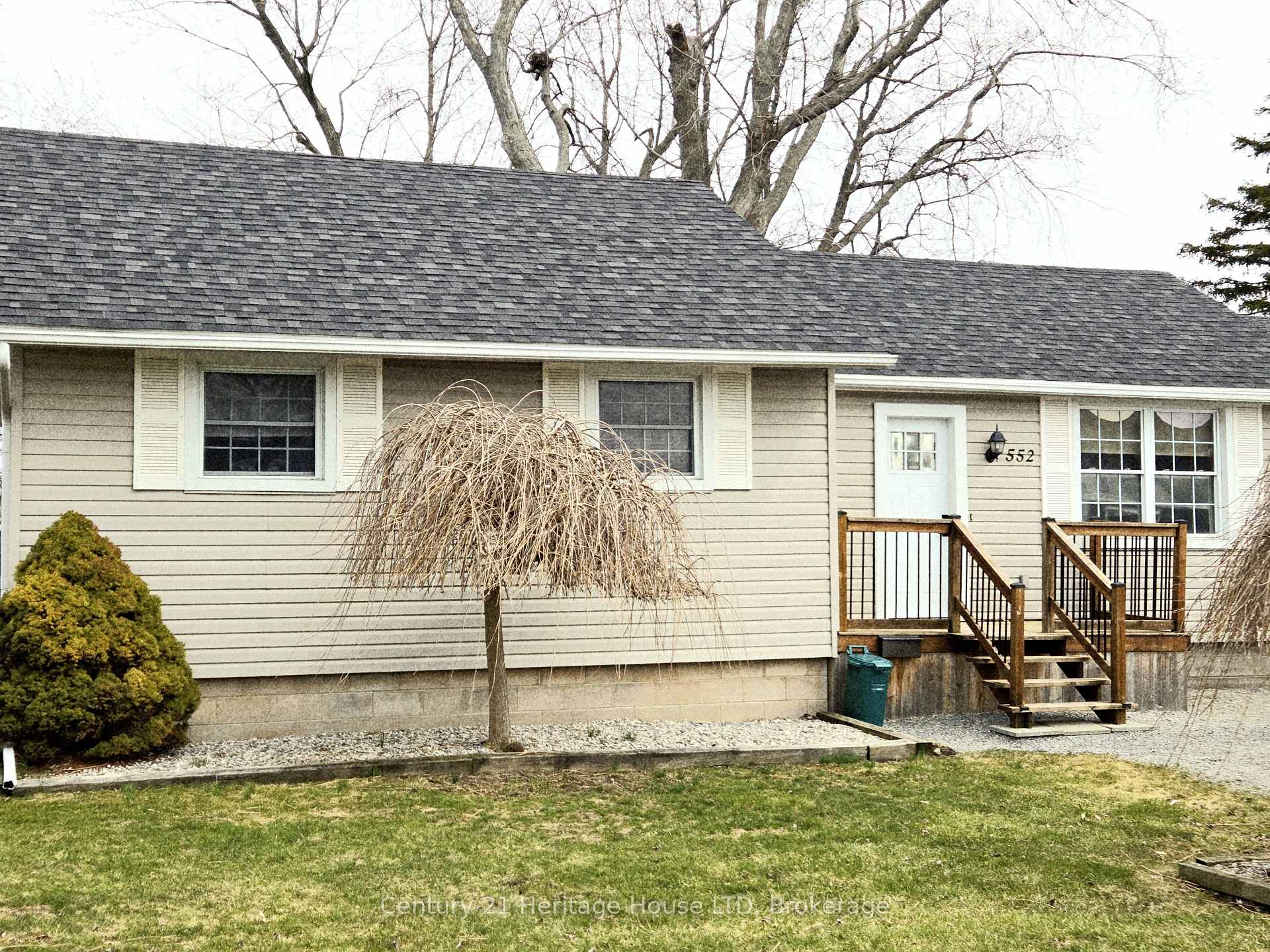 552 Lakeview Road, Fort Erie — photo 2 of 5
