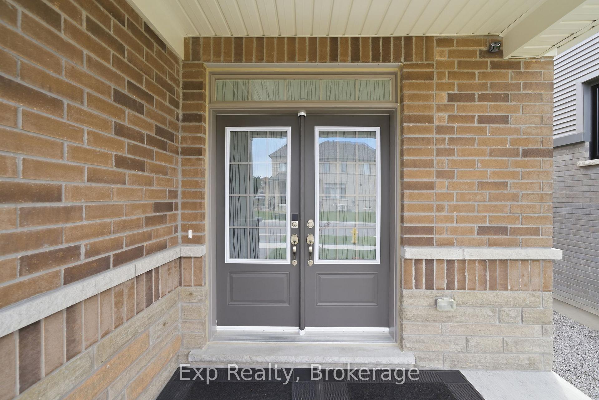 508 Trevor Street, Cobourg — photo 4 of 5