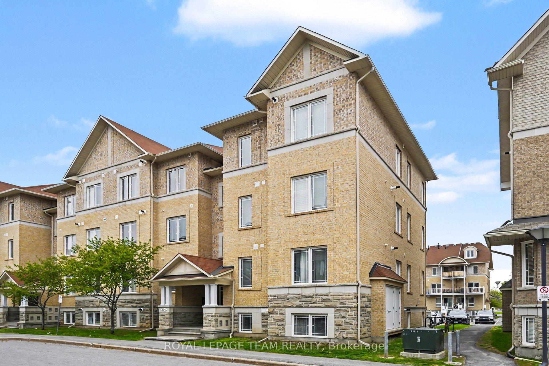 304 Paseo Private 1, South of Baseline to Knoxdale, ON K2G 4N8 — South of Baseline to Knoxdale, Ontario