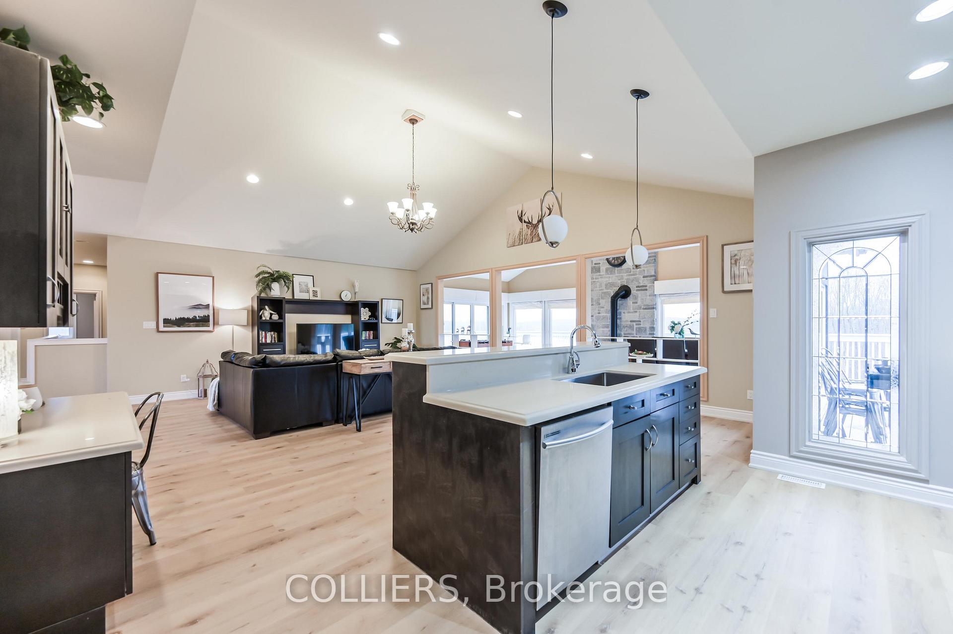 433 Cardwell Lake Road, Huntsville — photo 3 of 5
