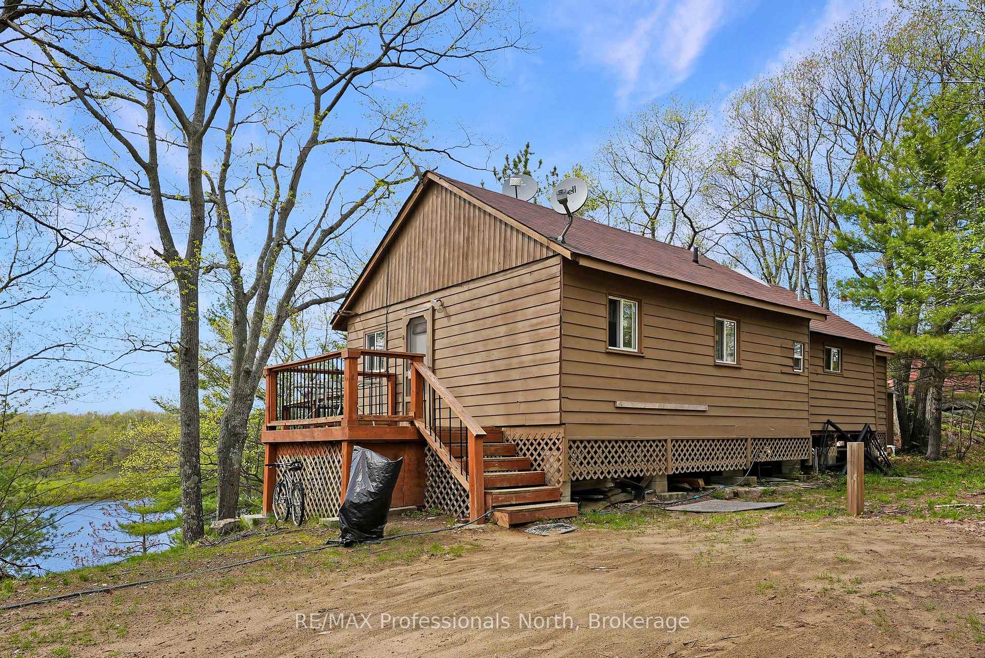 1012 Iroquois Lane, Minden Hills — photo 4 of 5
