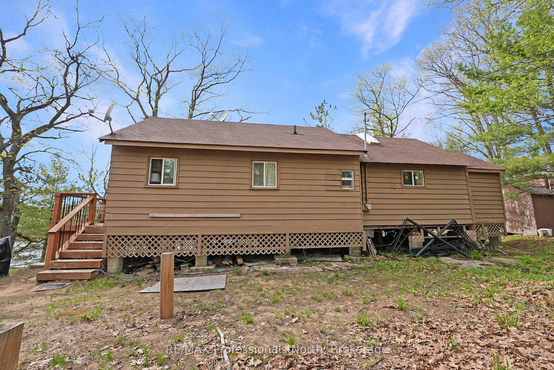 1012 Iroquois Lane, Minden Hills — photo 5 of 5