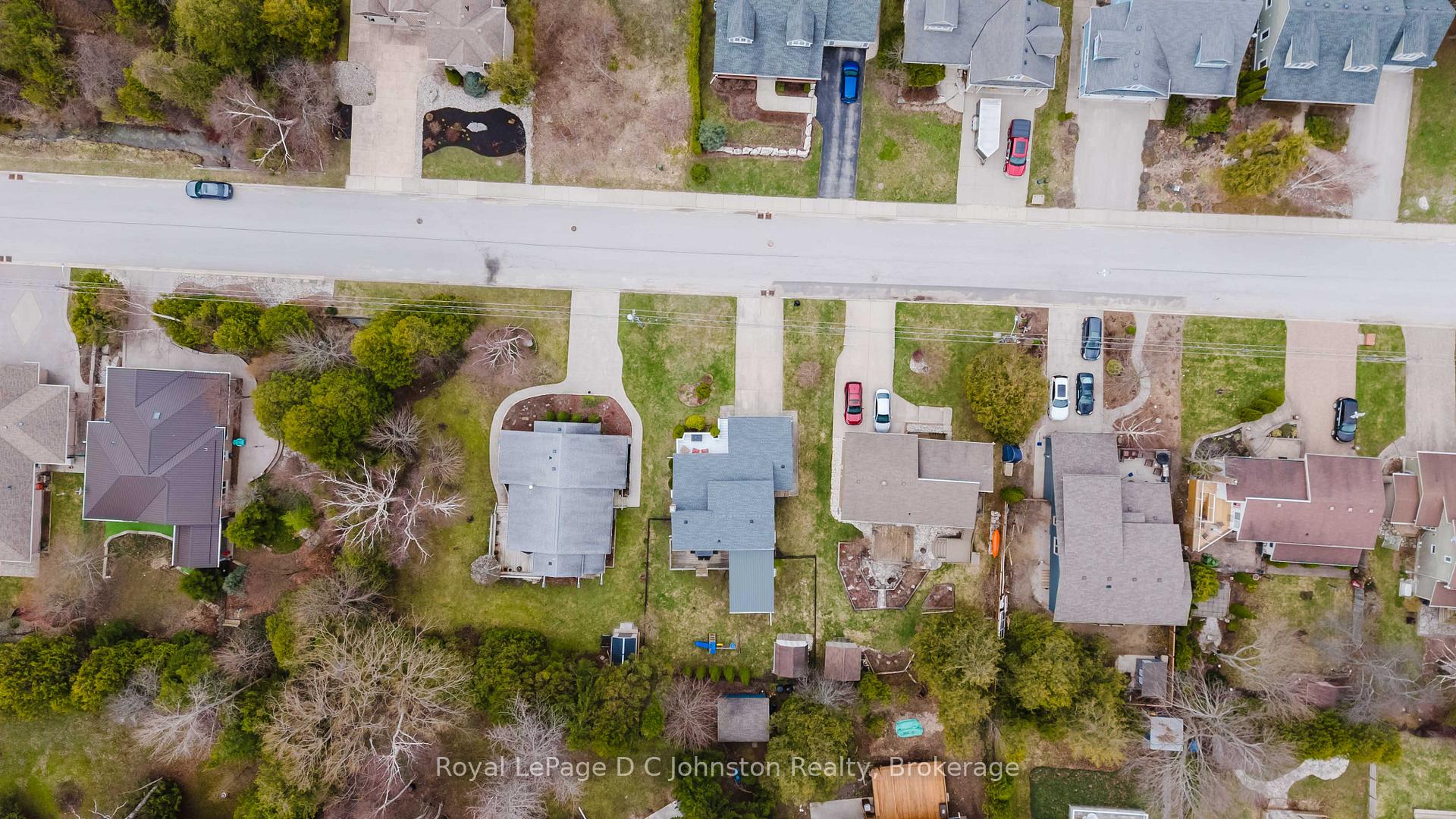310 Albert Street S, Saugeen Shores — photo 3 of 5