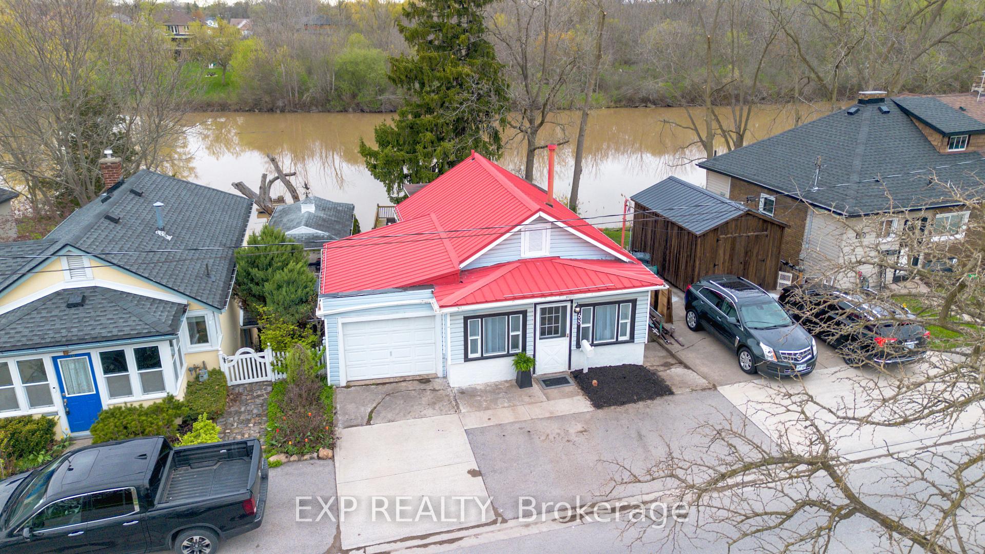 68 Riverside Drive, Welland, ON L3C 5E2 — Welland, Ontario