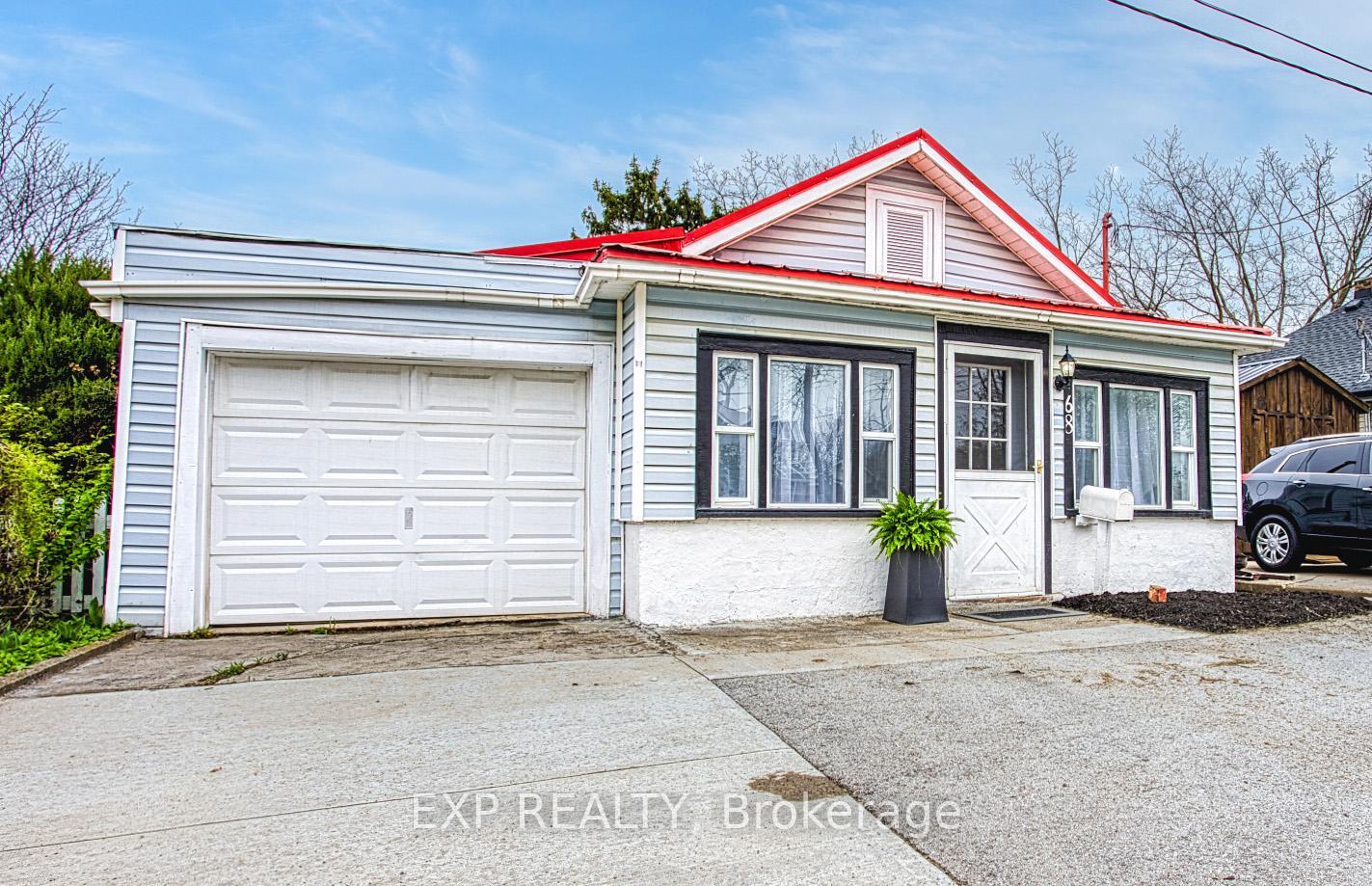 68 Riverside Drive, Welland — photo 3 of 5