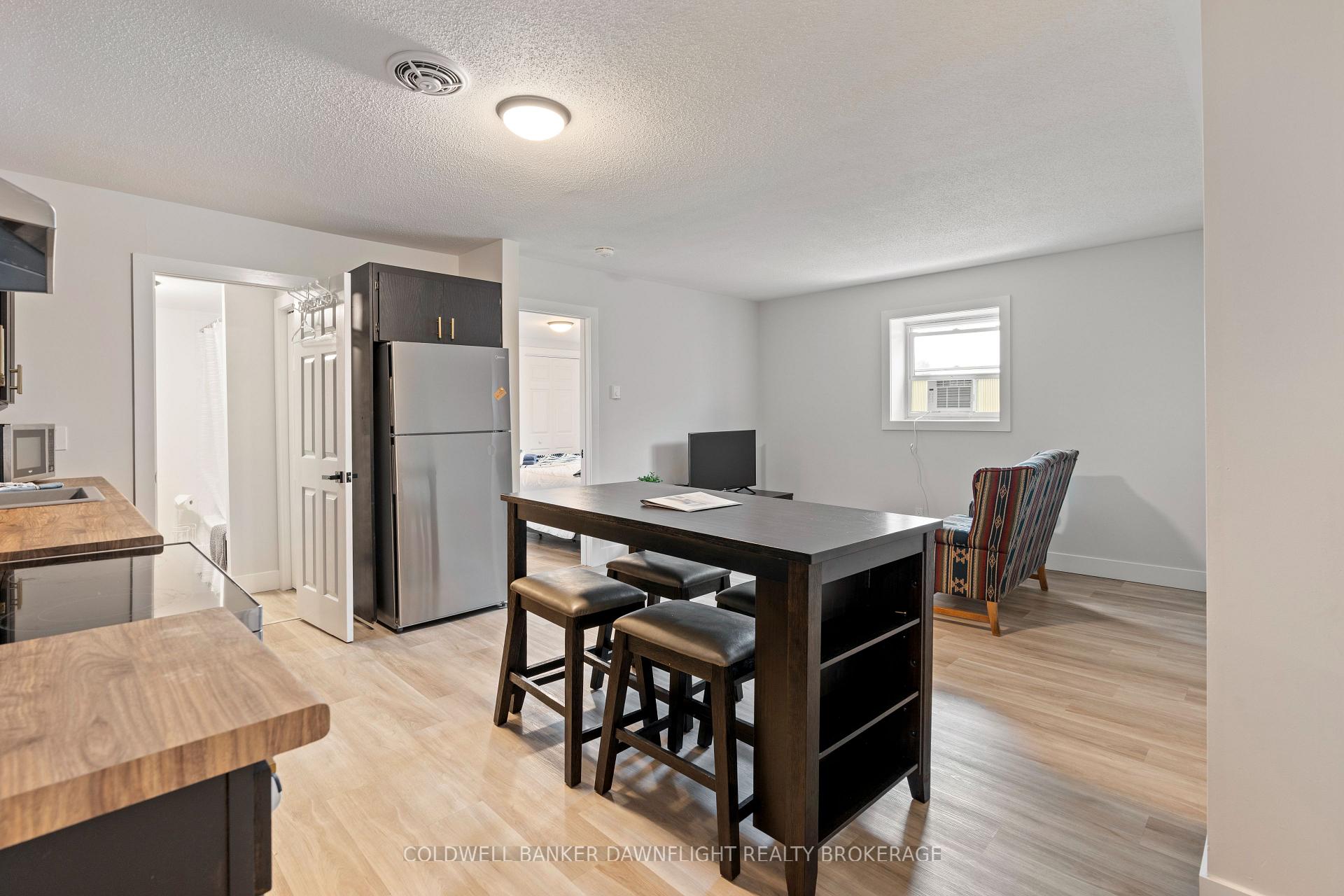 383 Main Street S 4, South Huron — photo 2 of 5