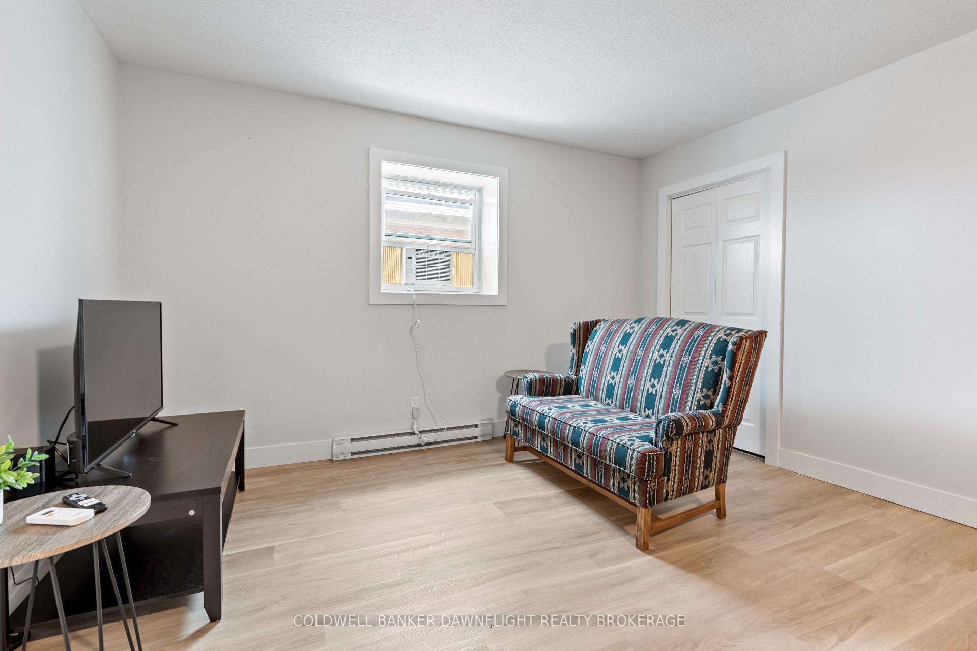 383 Main Street S 4, South Huron — photo 5 of 5