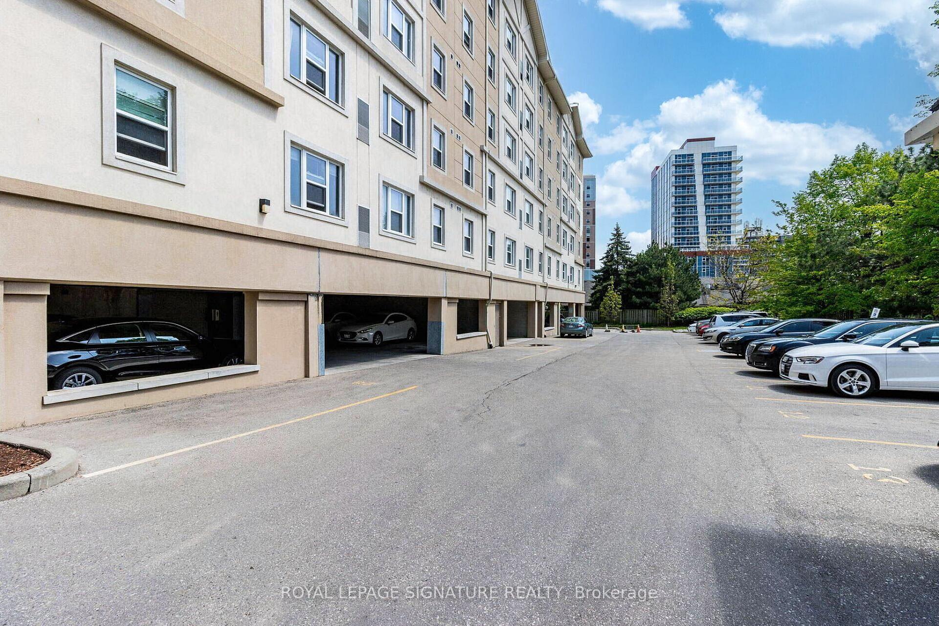 251 Lester Street 401, Waterloo — photo 3 of 5