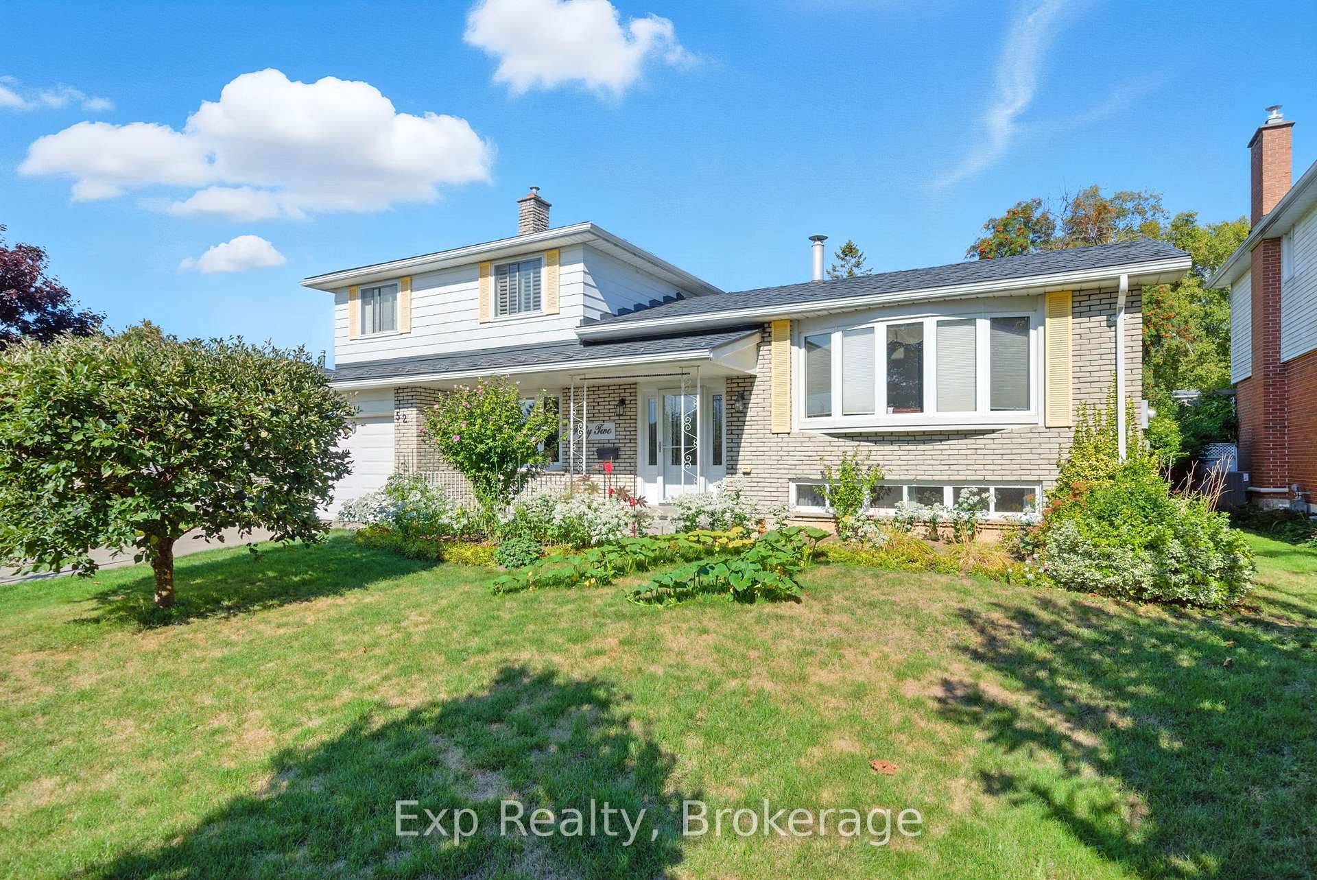 52 Bayview Crescent, Cobourg — photo 2 of 5