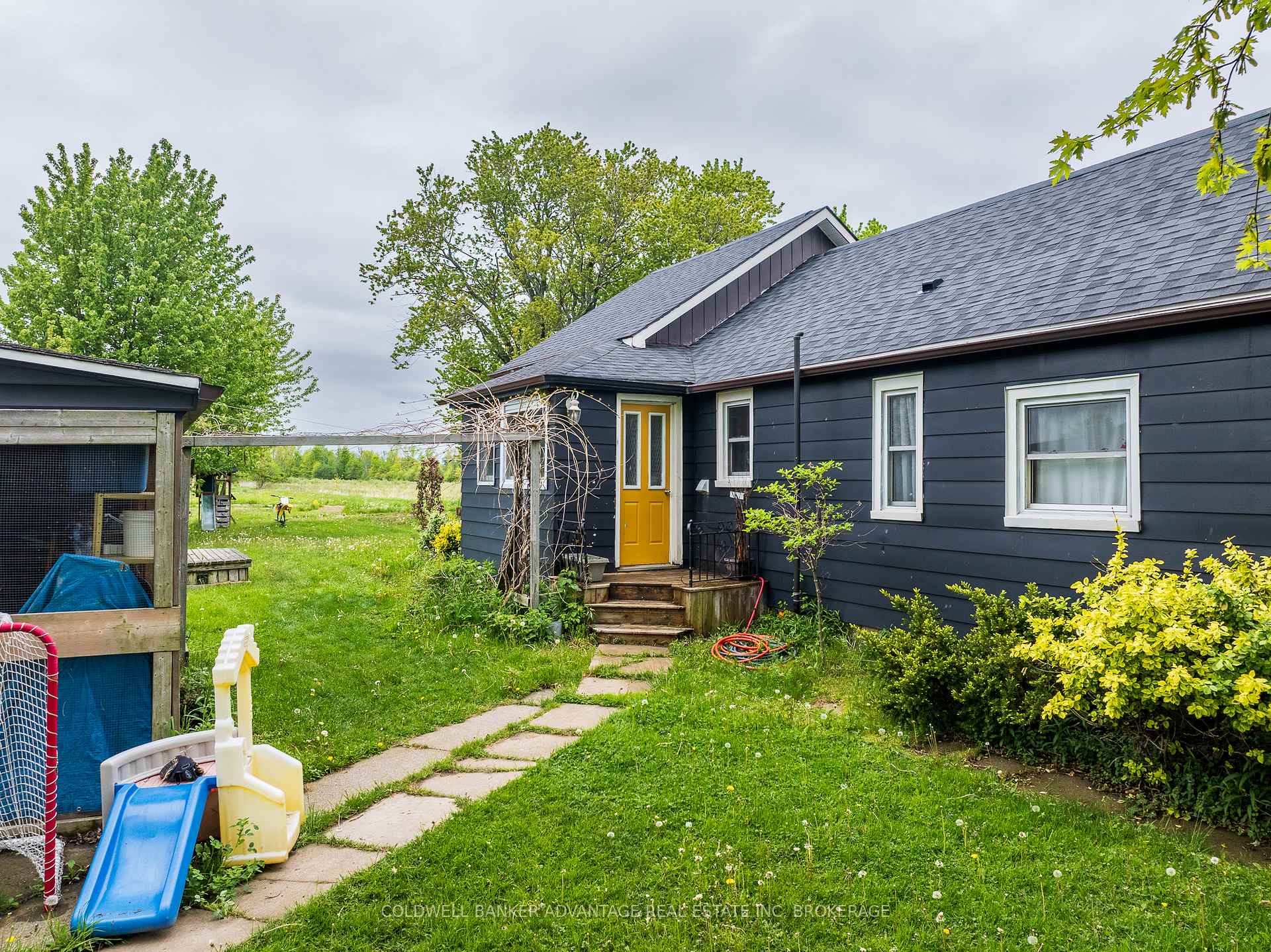 5404 Michener Road, Fort Erie — photo 4 of 5
