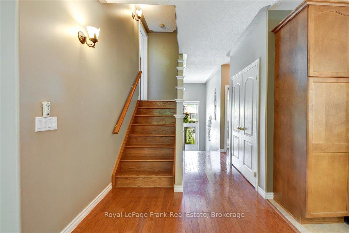 743 Fortye Drive, Peterborough — photo 3 of 5