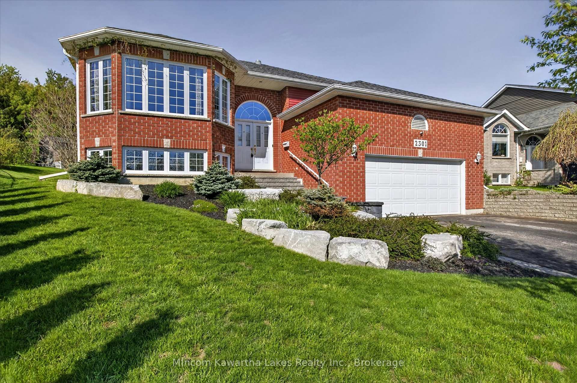 2301 Sumac Street, Peterborough — photo 4 of 5