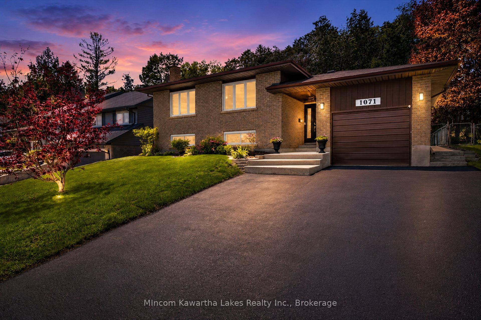 1071 Danita Boulevard, Peterborough, ON K9J 7K7 — Peterborough, Ontario