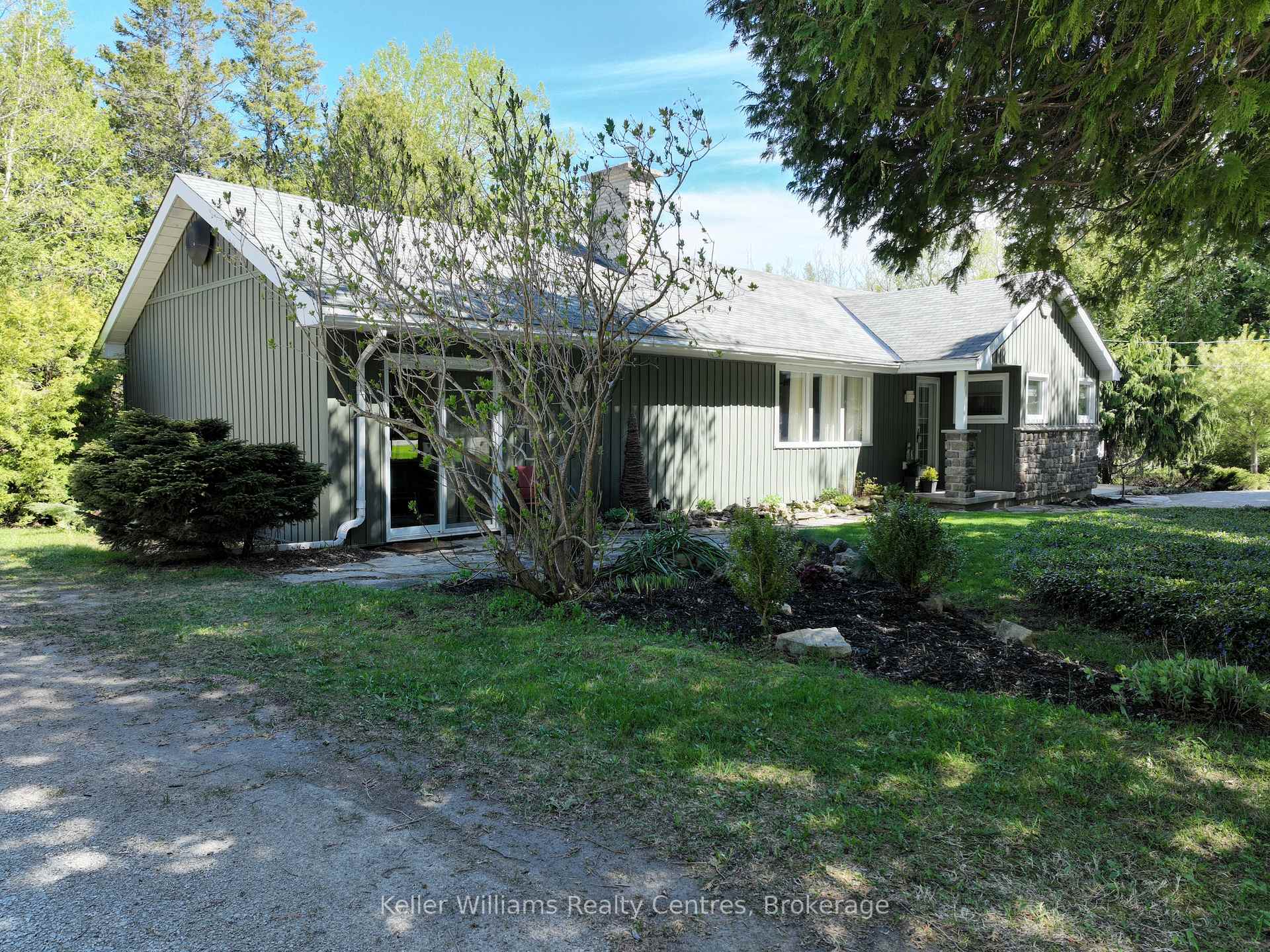158 Stokes Bay Road, Northern Bruce Peninsula — photo 2 of 5