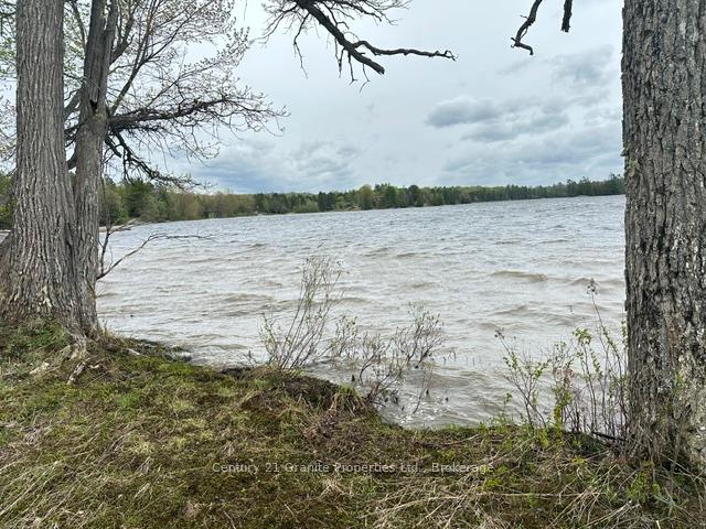 23 Holiday Road, Seguin, ON P2A 2W9 — Seguin, Ontario