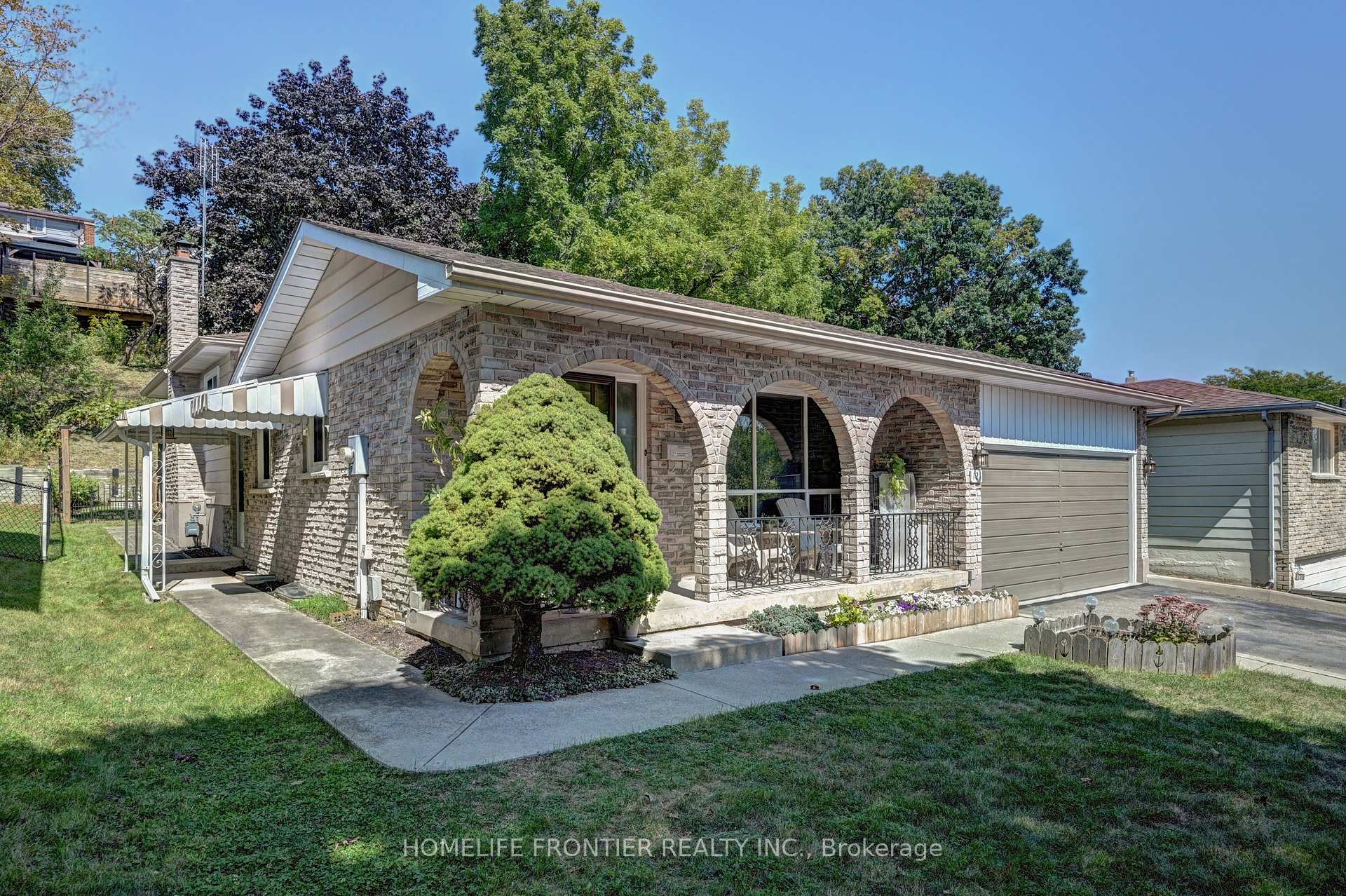 121 Forest Road, Brantford, ON N3S 7L5 — Brantford, Ontario