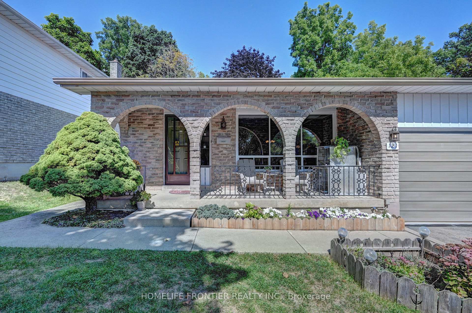 121 Forest Road, Brantford — photo 4 of 5