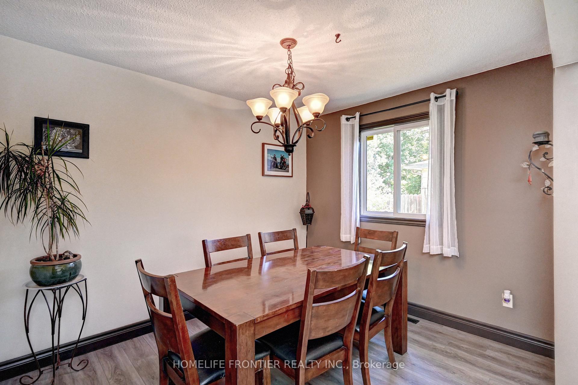 121 Forest Road, Brantford — photo 5 of 5