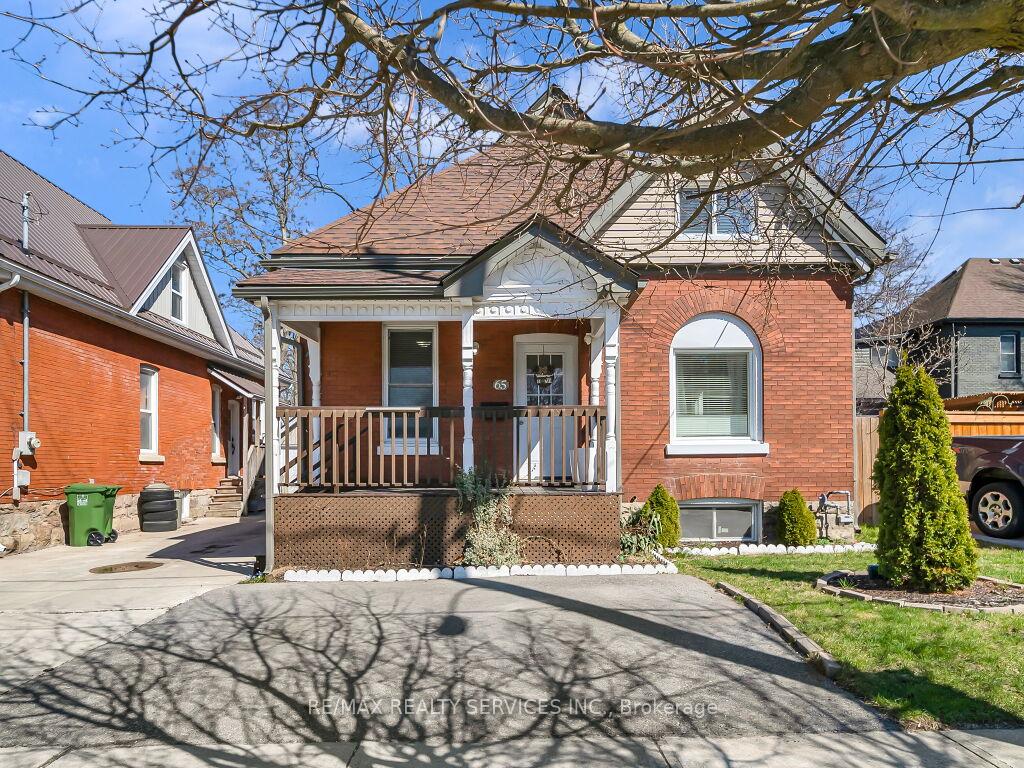 65 MOORE Street, St. Thomas — photo 4 of 5
