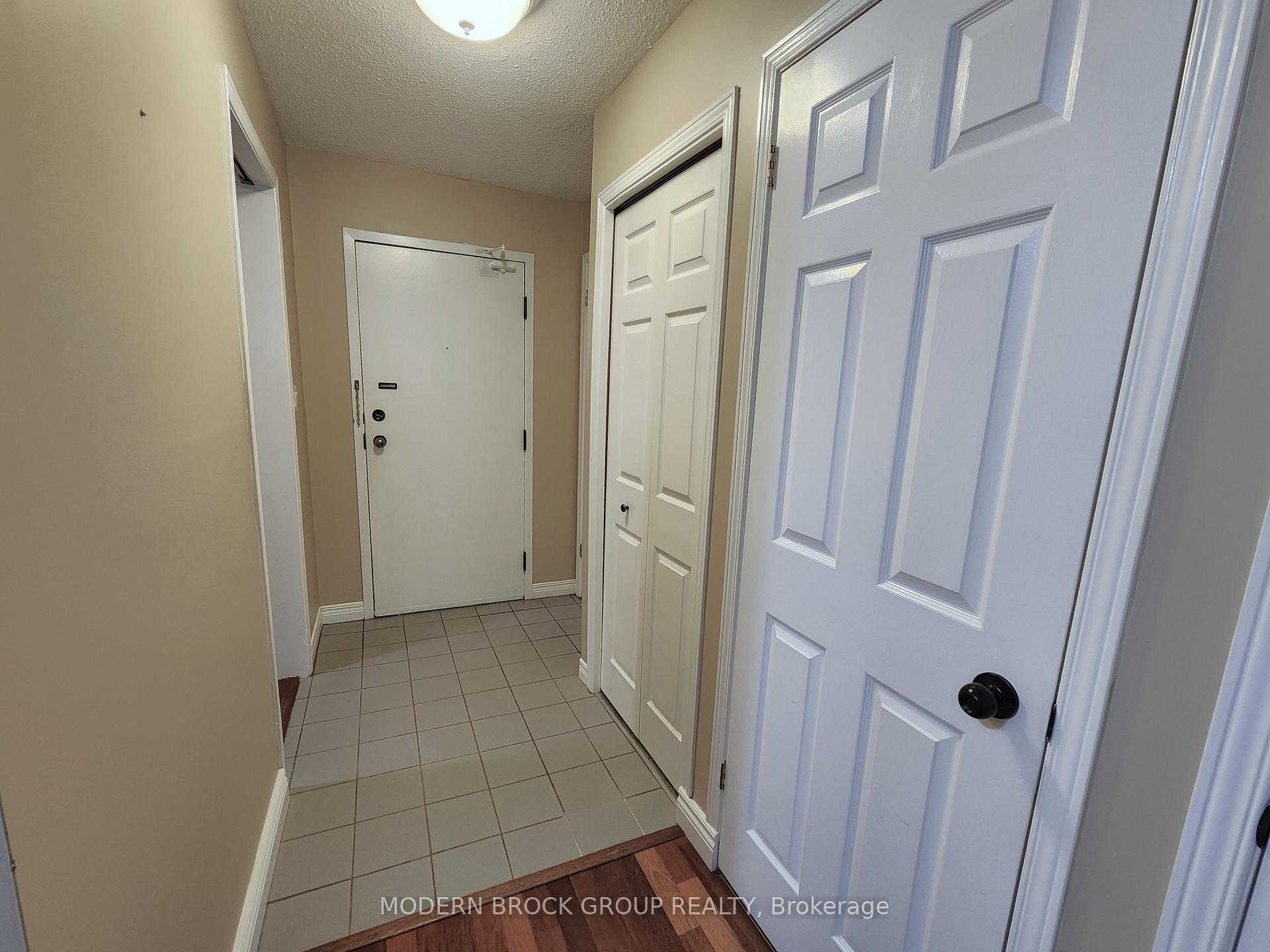 820 LAURIER Boulevard 110, Brockville — photo 5 of 5