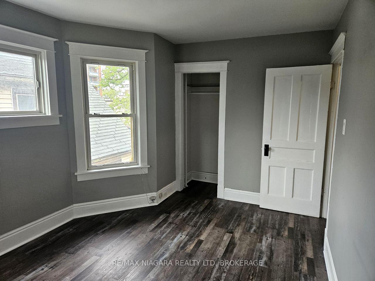 23 Avenue Place 2, Welland — photo 4 of 5