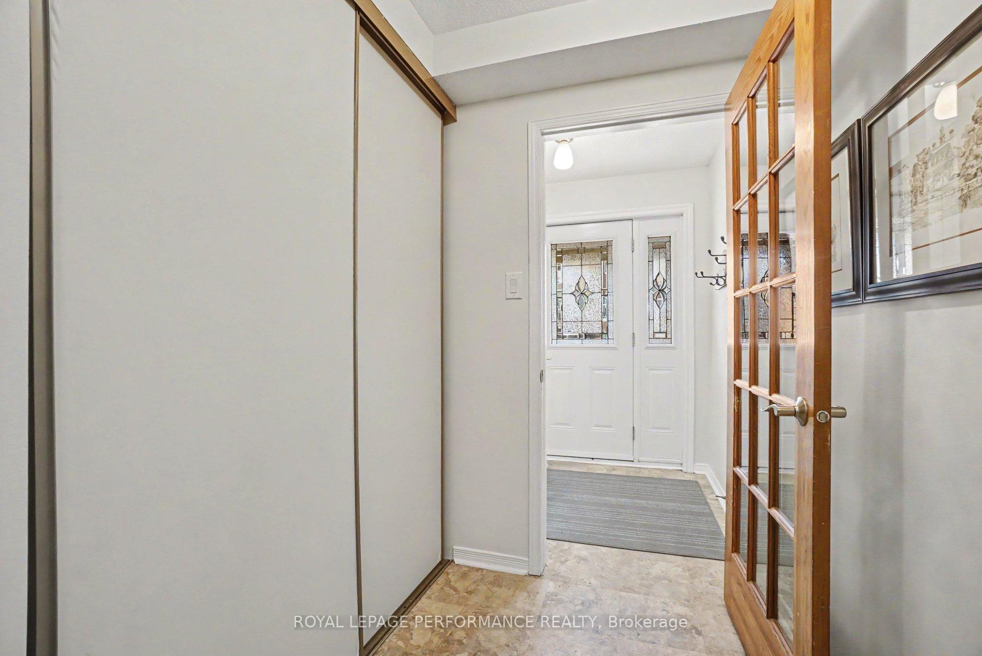34 Huntview Private 17, Hunt Club - Windsor Park Village and Area — photo 3 of 5