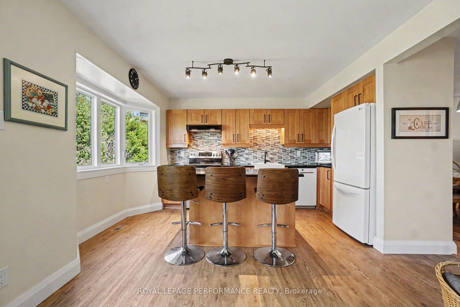 34 Huntview Private 17, Hunt Club - Windsor Park Village and Area — photo 5 of 5