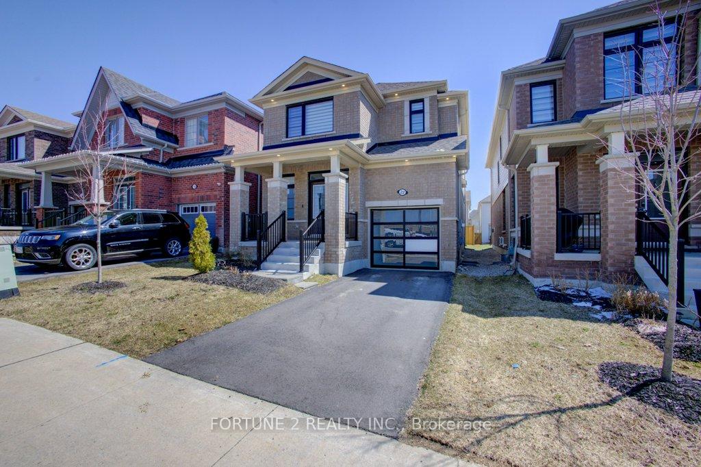 22 DASS Drive W, Centre Wellington — photo 2 of 5