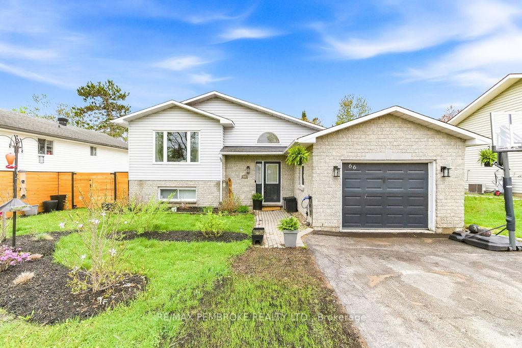 66 Woodland Crescent, Petawawa — photo 2 of 5
