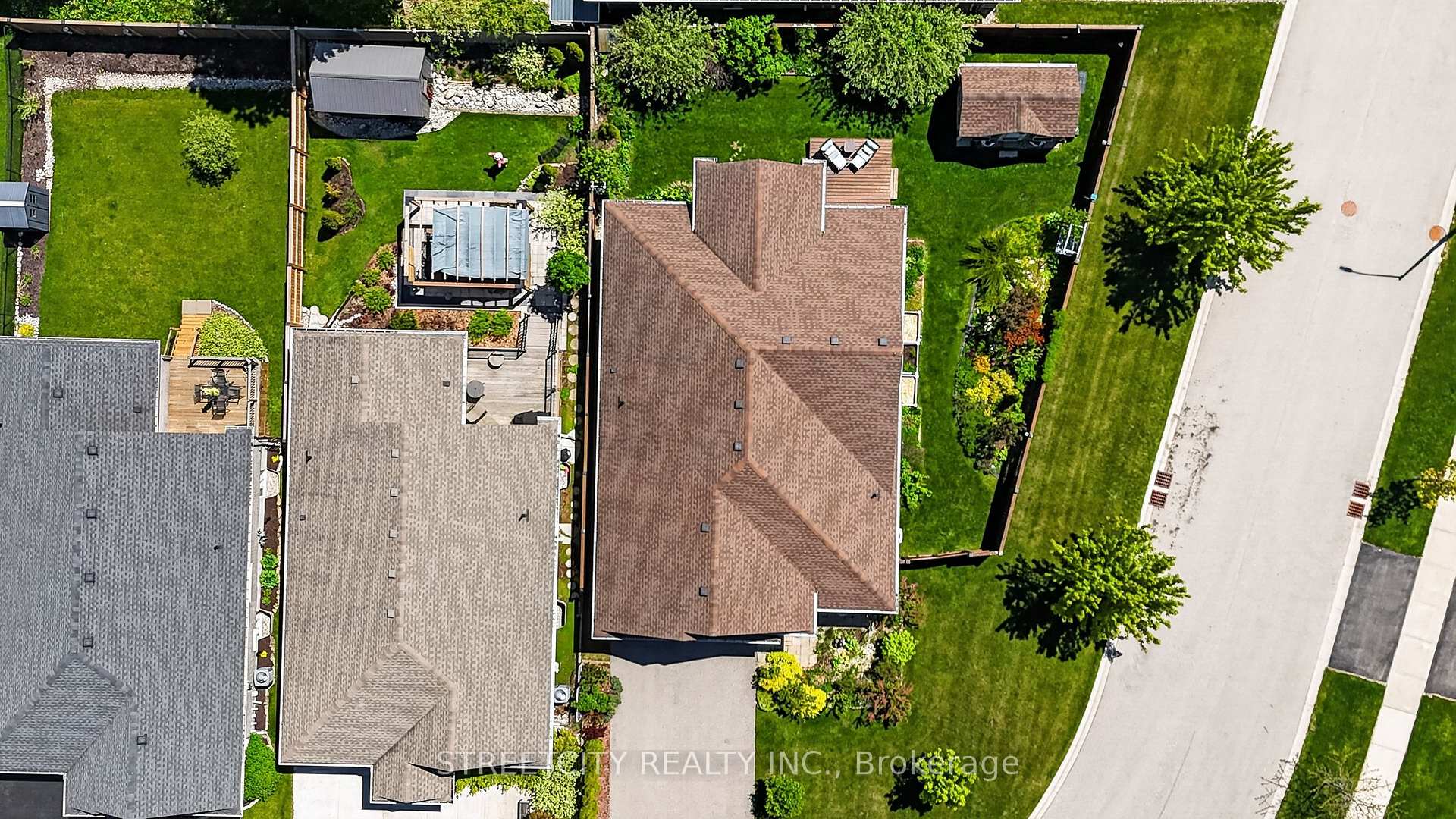190 Emery Street, Central Elgin — photo 3 of 5