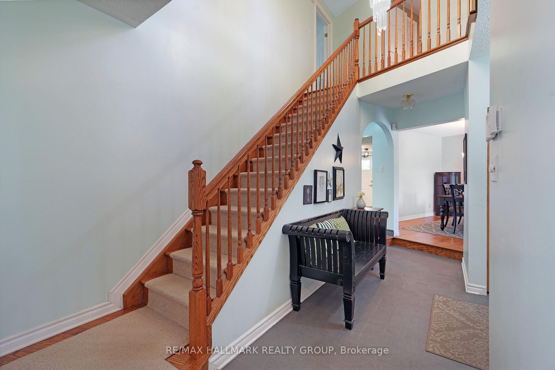 10 Coxford Street, Beacon Hill North - South and Area — photo 3 of 5