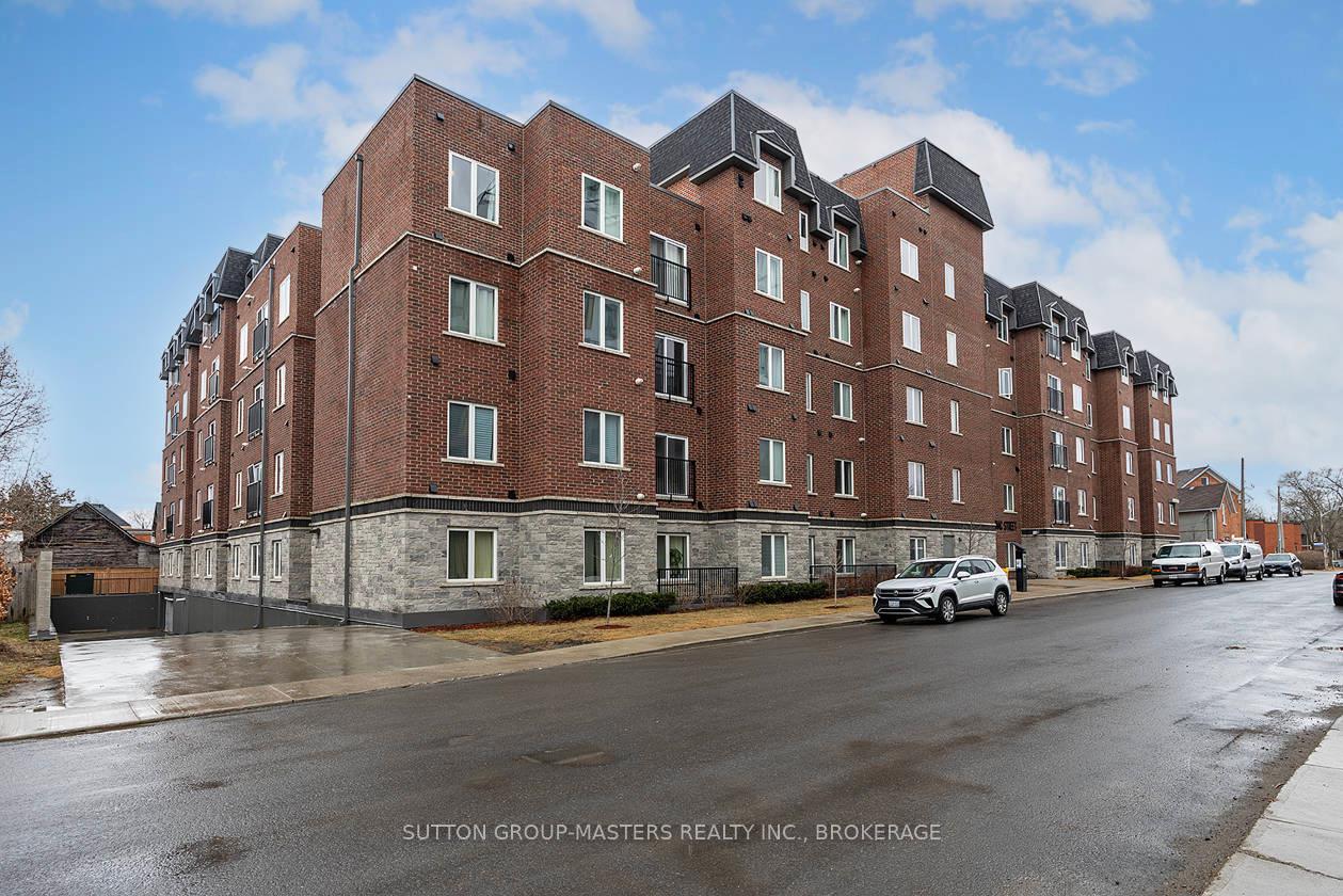 501 Frontenac Street 413, Kingston — photo 4 of 5
