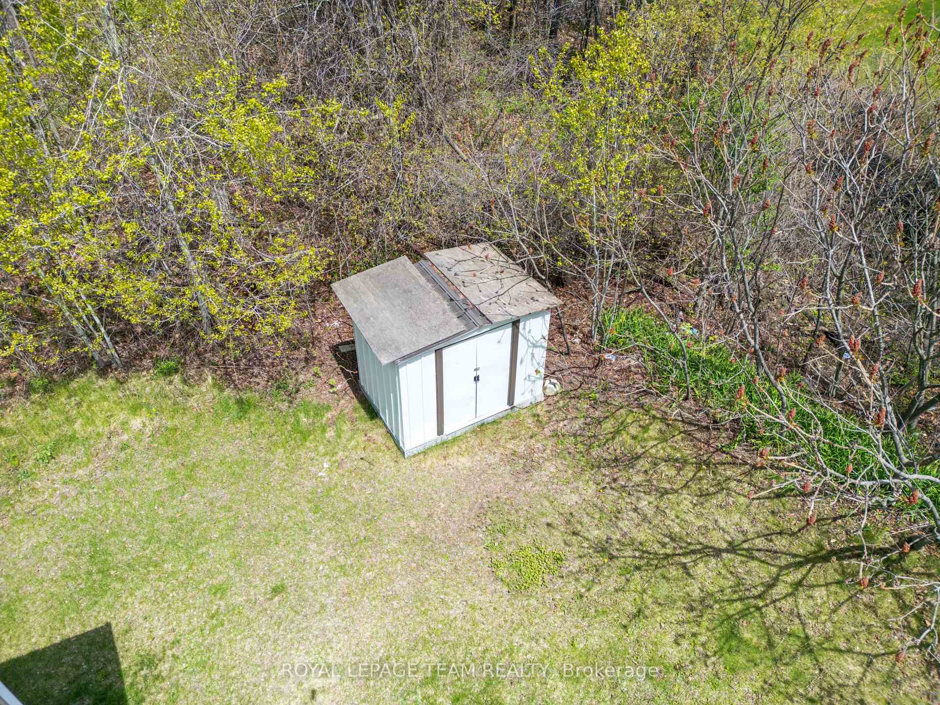 40 Timothy Drive, McNab/Braeside — photo 4 of 5