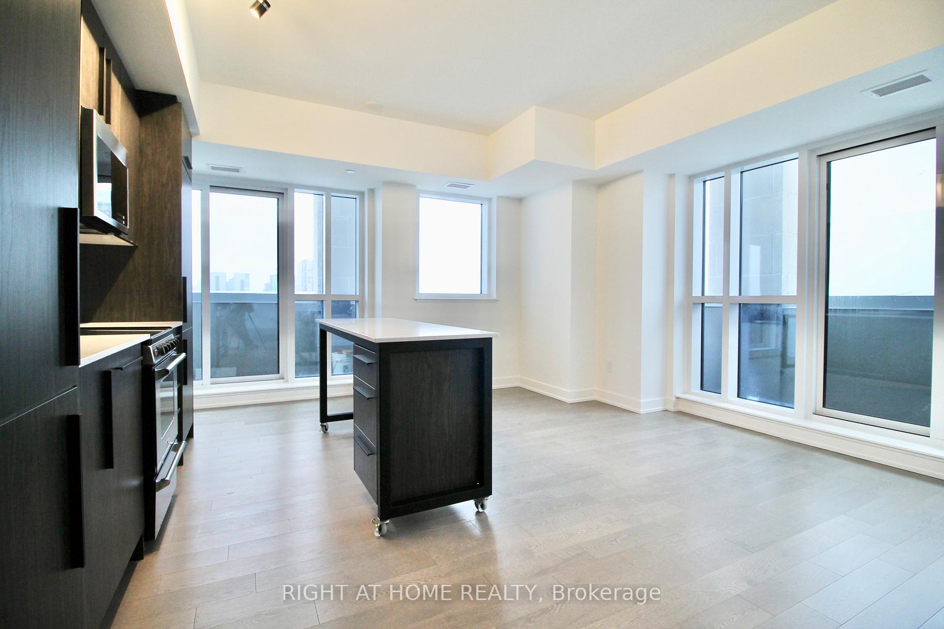 560 Rideau Street 1006, Lower Town - Sandy Hill — photo 3 of 5
