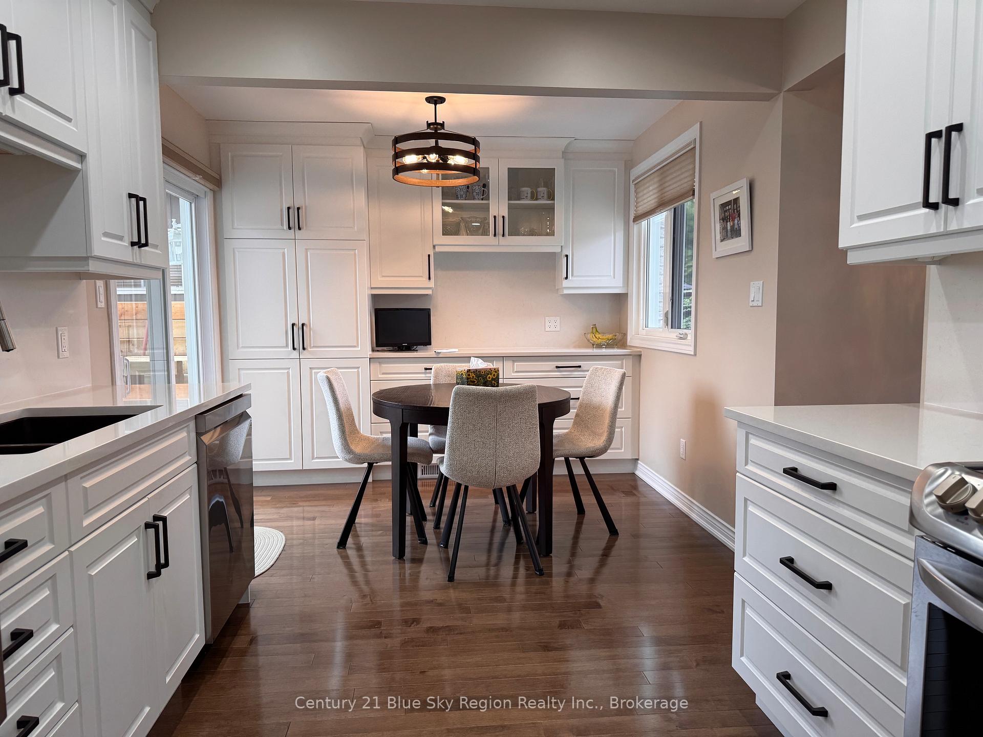 54 Harris Drive, North Bay — photo 5 of 5