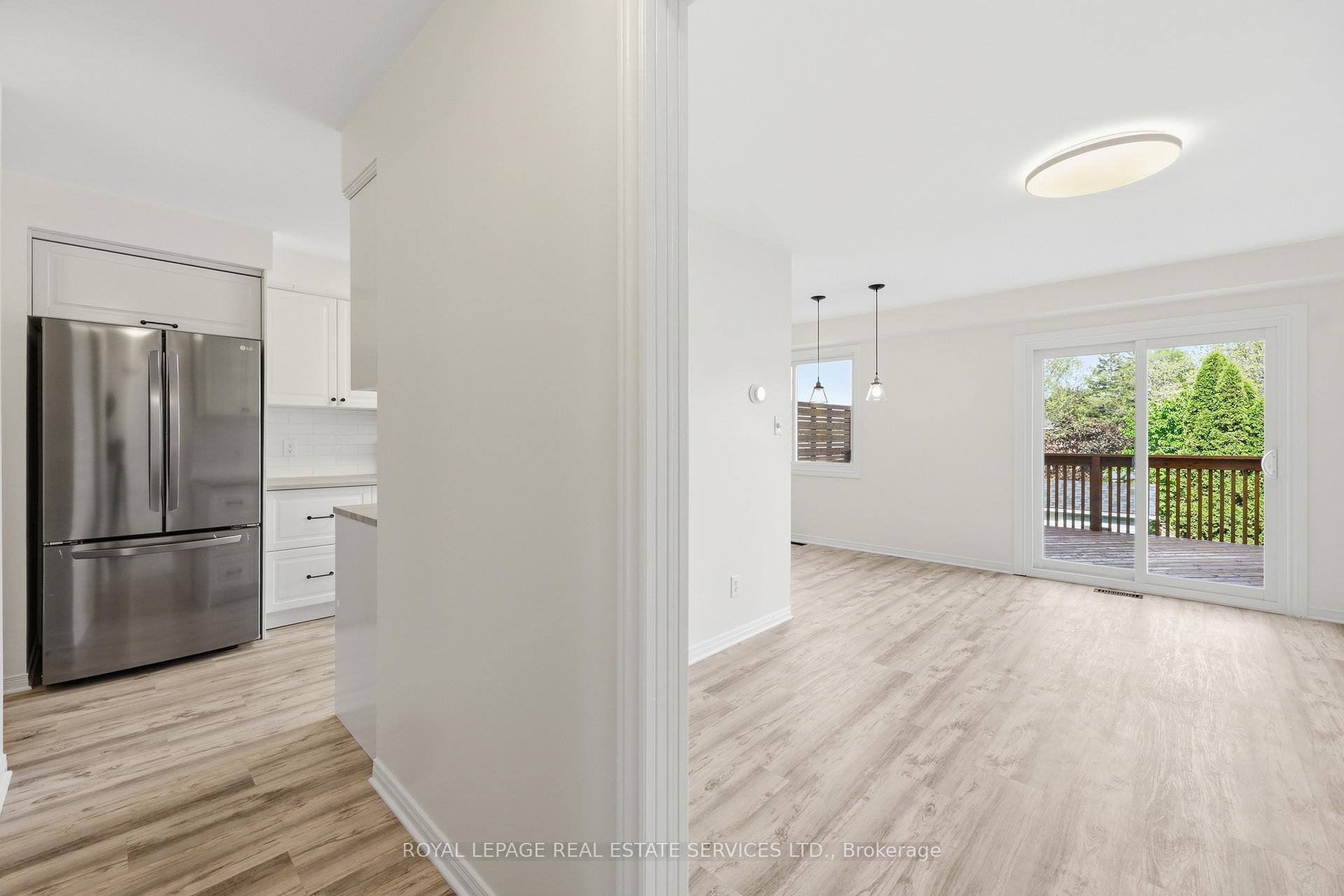 46 Lisbon Pines Drive, Cambridge — photo 5 of 5