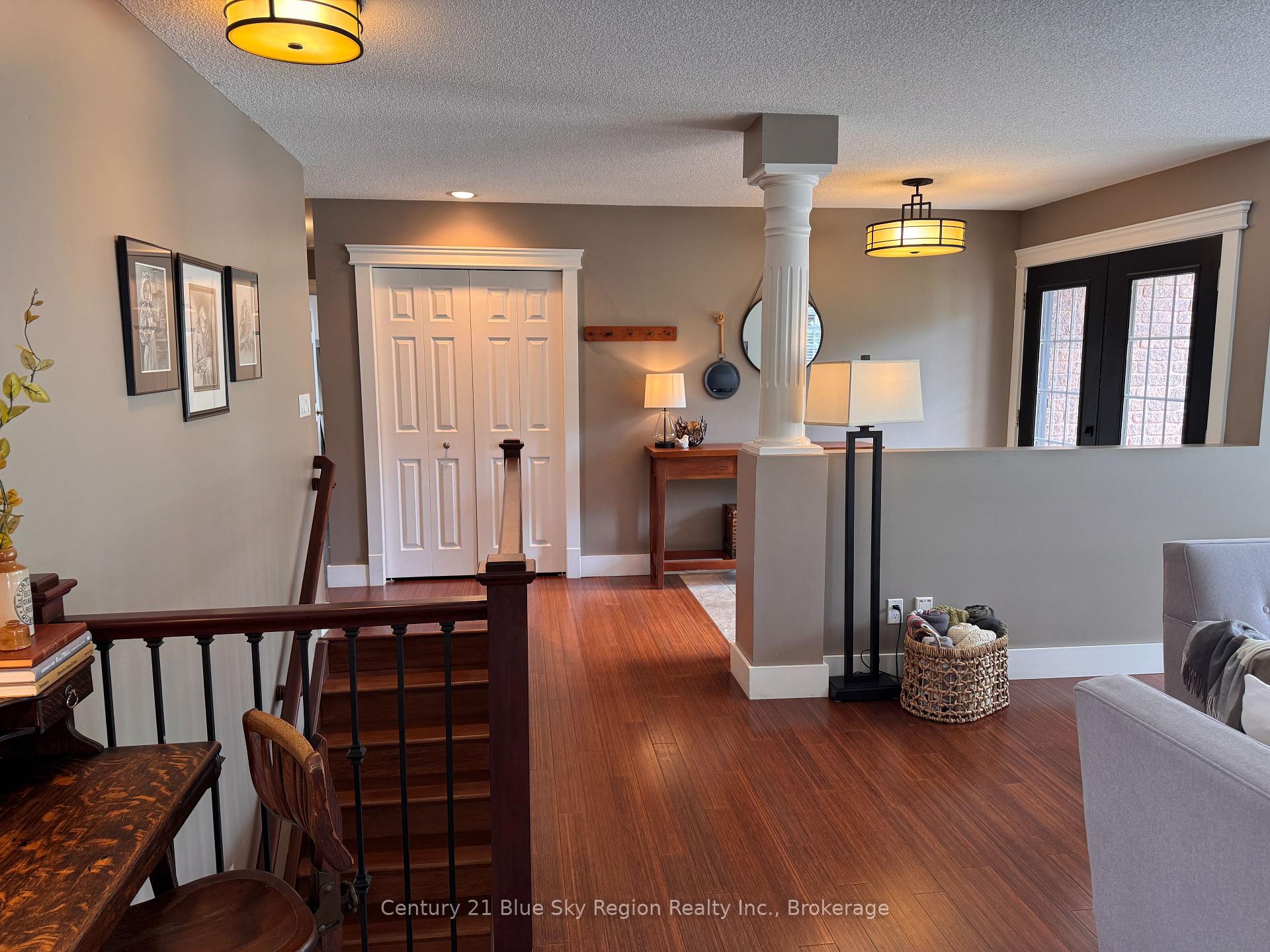 125 Bain Drive, North Bay — photo 3 of 5